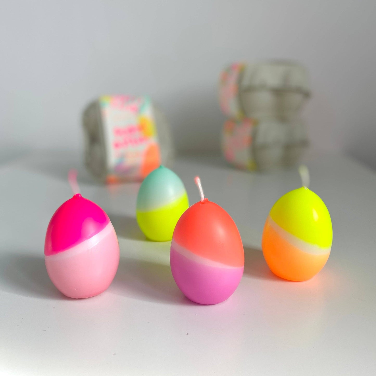 Dip Dye Eggs * Flotter Vierer