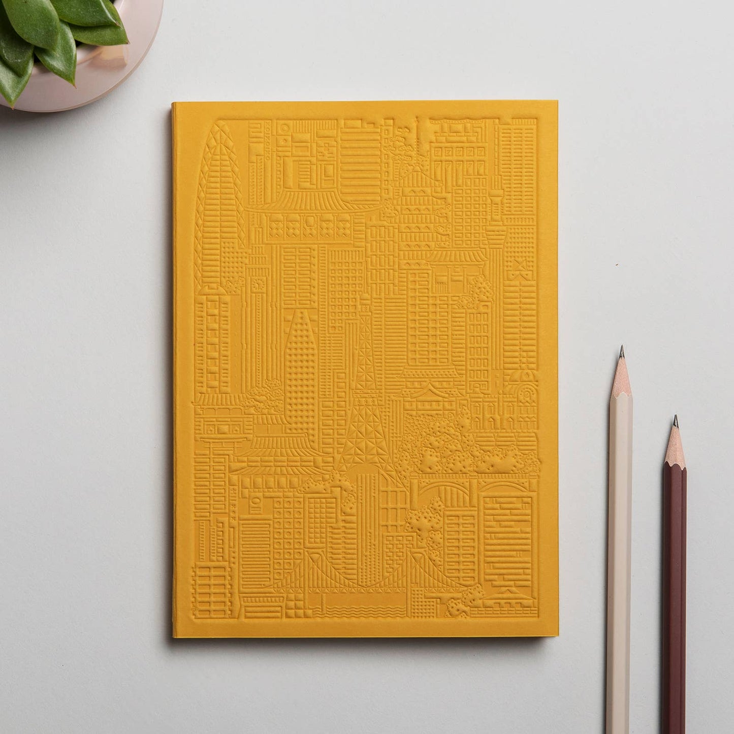 The Tokyo Notebook von The City Works – handgeprägtes Notizbuch in B6