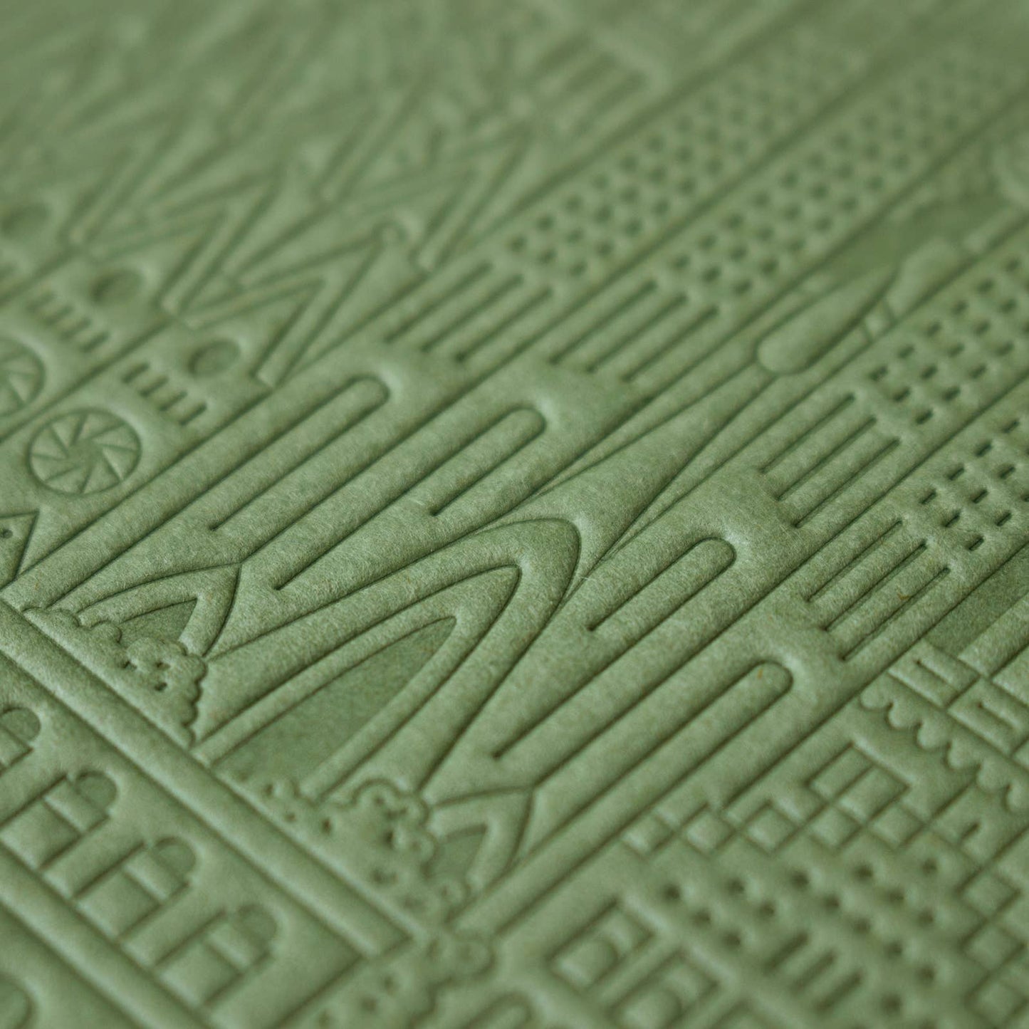 The Barcelona Notebook von The City Works – handgeprägtes Notizbuch im B6-Format