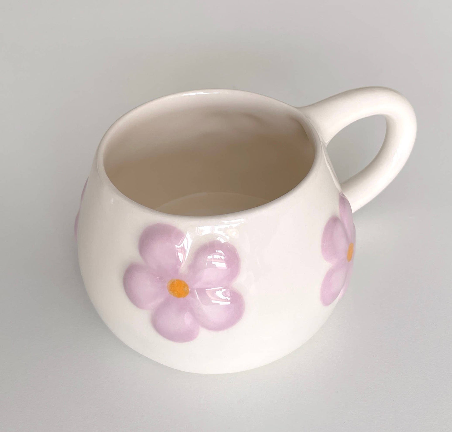 Blomma Tasse – handgefertigte Keramiktasse mit Blumen (300 ml)