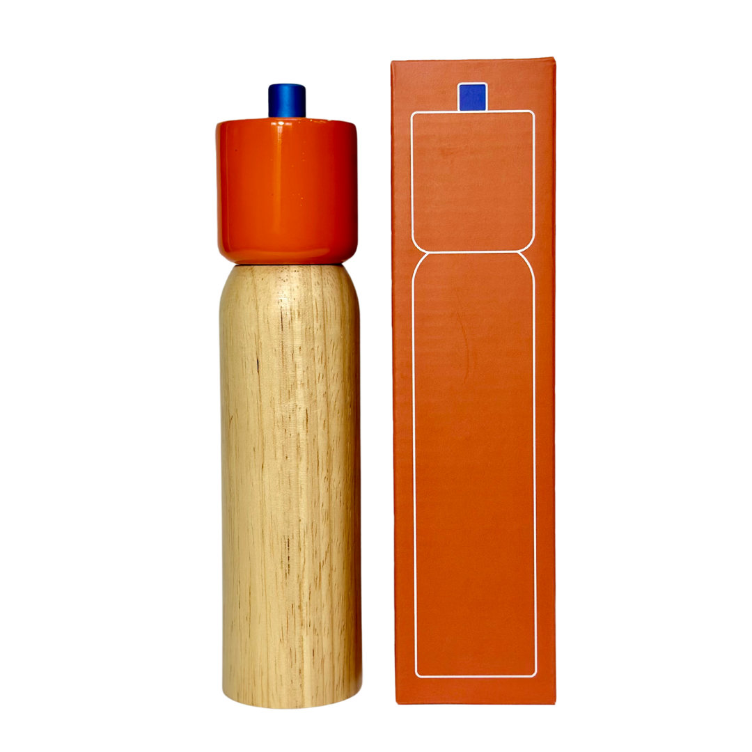 Salz- und Pfeffermühlen in Orange und Blau von MÆGEN