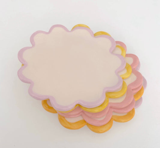 Blumenteller – Handgefertigtes Keramik-Pastellgeschirr