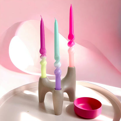 Dip Dye Swirl Set – Drei handgefärbte, gedrehte Stabkerzen im Neon-Look „Yummy Dragonfruit“