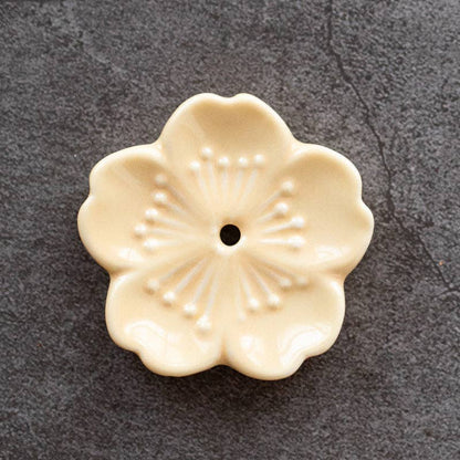 Gohobi Handgefertigte Keramik-Blumenornament Räucherstäbchenhalter