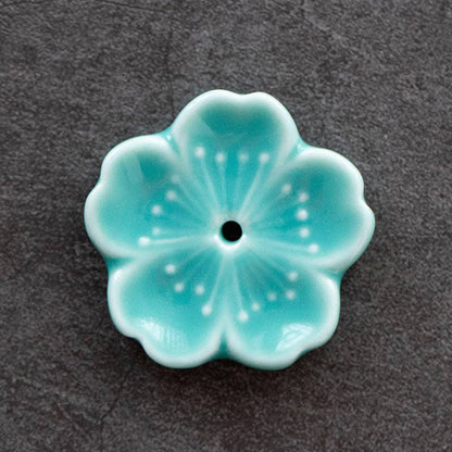 Gohobi Handgefertigte Keramik-Blumenornament Räucherstäbchenhalter