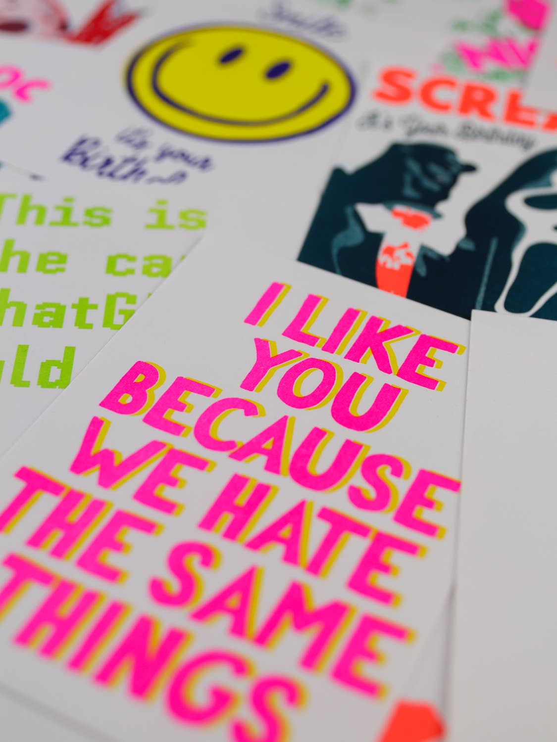 Postkarte „I Like You Because We Hate The Same Things“ von Studio Inktvis