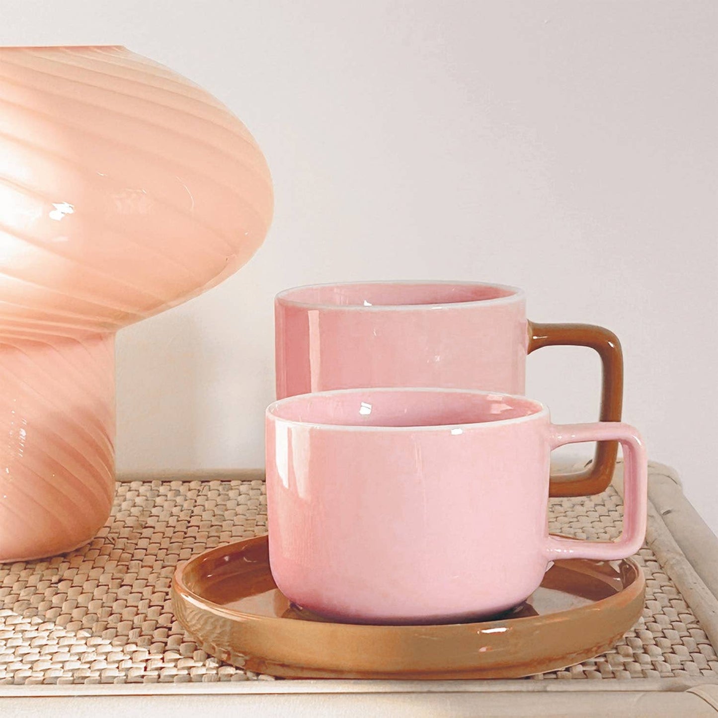 Rosa schicke Tasse mit brauner Untertasse D12 H7,5cm