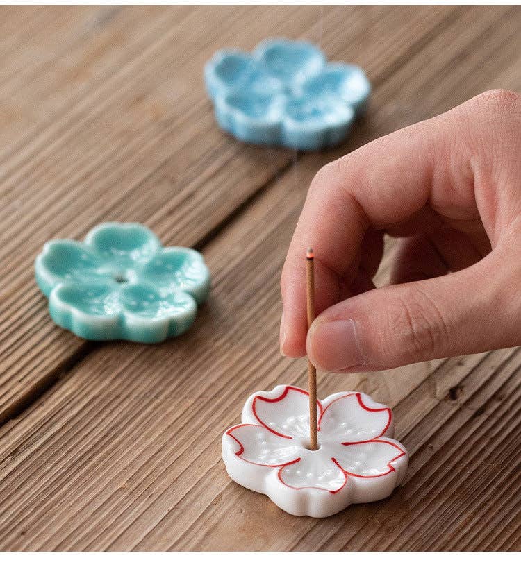 Gohobi Handgefertigte Keramik-Blumenornament Räucherstäbchenhalter