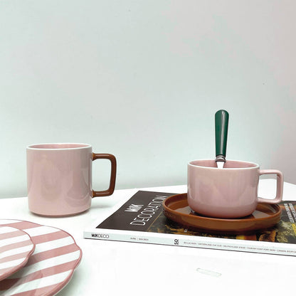 Rosa schicke Tasse mit brauner Untertasse D12 H7,5cm