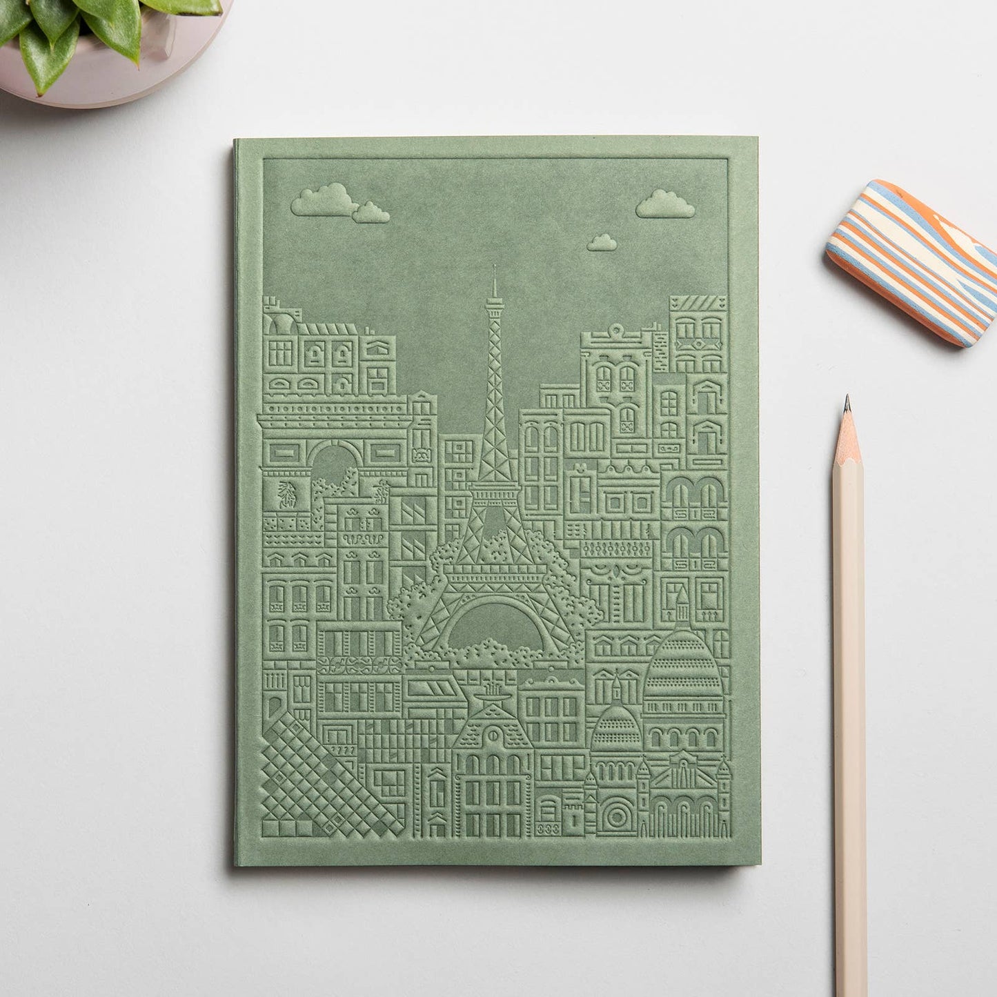 The Paris Notebook – handgeprägtes Notizbuch mit detailliertem Paris-Design